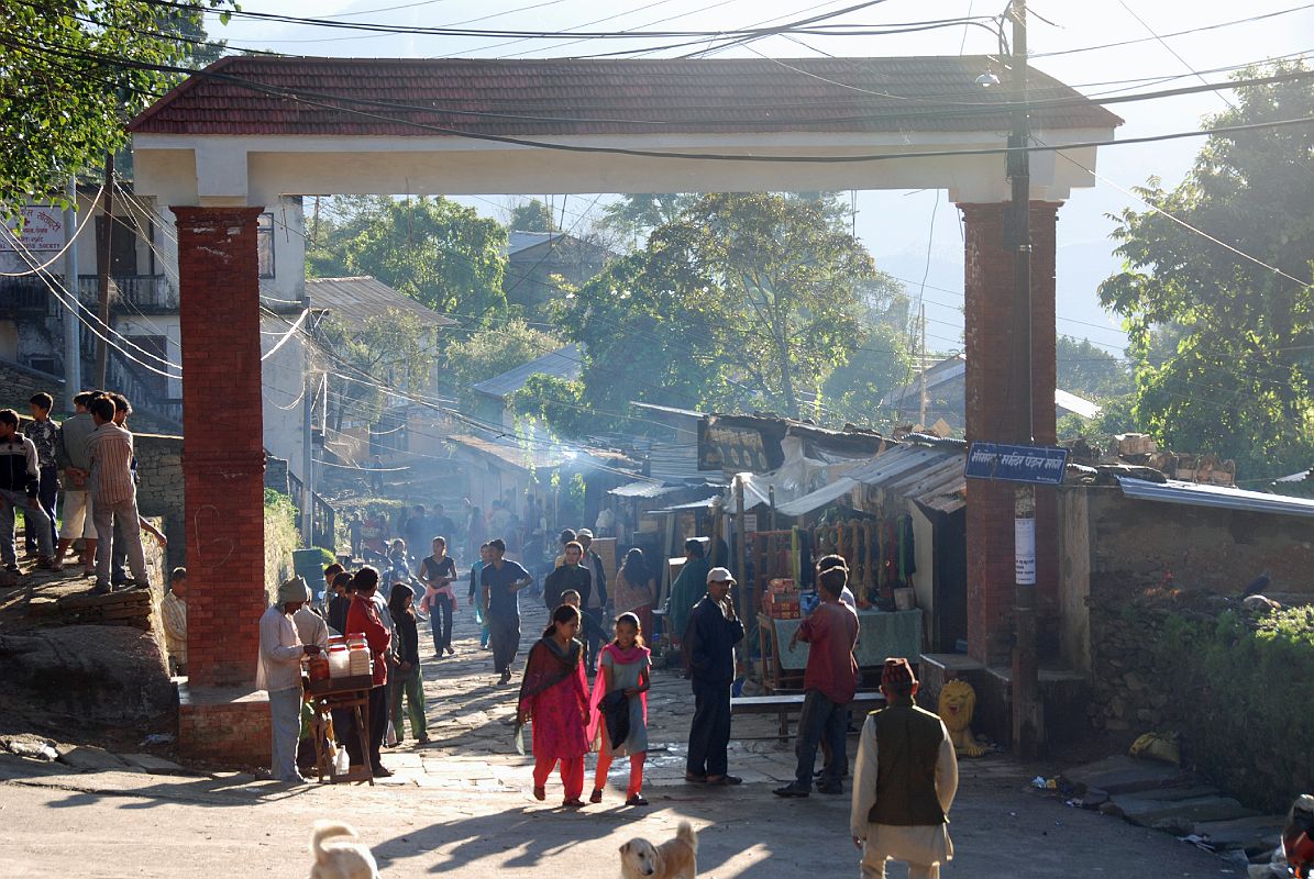 Rolwaling 01 01 Dolakha Entrance Gate and Start Of Trek